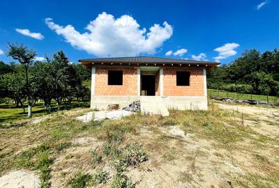 Casă Parter la Roșu – Hidișelul de Sus, Teren Generos 2776 mp - 1