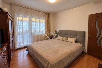 Apartament spatios cu 4 camere, zona centrala Apahida - 1