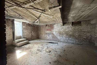 Parte de casă cu 3 camere, curte proprie și teren – Str. Ion Baiulescu - 25