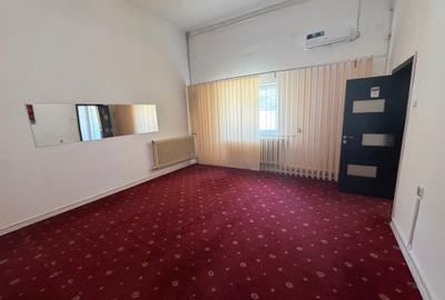 Casa singur curte, zona superba - 8