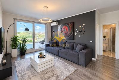 Apartament cu 3 camere semidecomandat, mobilat în Florești