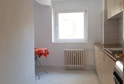 Inchiriere apartament 3 camere decomandate, Decebal stradal, 2 bai, metrou 5 min - 14