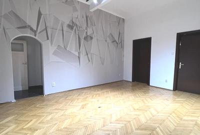 Apartament 4 Camere | Nemobilat | 120 mp | Primaverii - 1