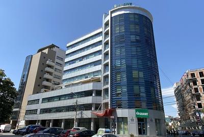 Birou, 736 mp în Unirii