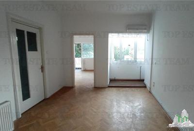 Apartament 3 camere de vanzare, zona Armeneasca - 10