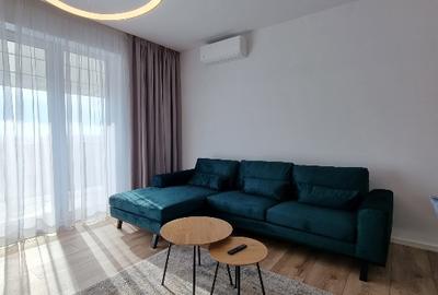 Apartament cu 3 camere decomandat, mobilat în Băneasa