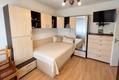 Iancului/Avrig/ Apartament cu 3 camere/ - 4