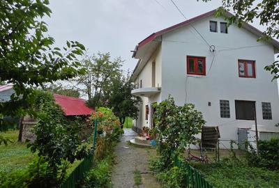 Casă individuală cu 4 camere în Șerbănești