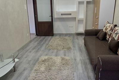 Apartament renovat cu 2 camere decomandat 50 mp etajul 2/8 Bd Mihai V - 4