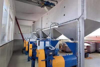 FABRICA DE ULEI AFACERE LA CHEIE DE VANZARE - 12