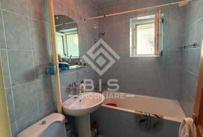 Apartament de vânzare 2 camere - zona Lama - 10