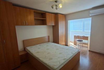 Complexul Studentesc,  apartament decomandat - 5