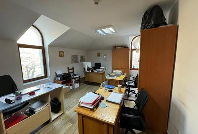 Cladire cu un aspect aparte de inchiriat in Centrul Focsaniului - 10