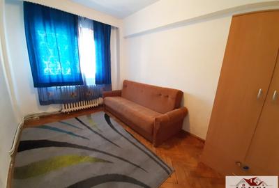 Apartament trei camere de vanzare in Cetate-Alba Iulia - 2