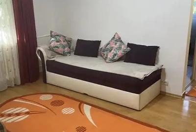Apartament cu 2 camere semidecomandat, mobilat în Giurgiului