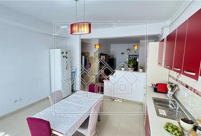 Apartament de vanzare cu 3 camere, balcon + parcare, mobilat si utilat - 12