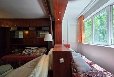 Apartament 3 Camere,Berceni,B-dul Obregia,bl.reabilitat,et.3/10,Amenajat,Liber - 2