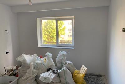 3 camere  , centrala proprie,etaj 2-Lipovei - 11
