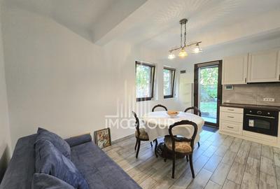 Apartament cu 2 camere semidecomandat, mobilat în Central