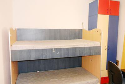 Apartament cu 3 camere mobilate,cartier Tractoru - 6