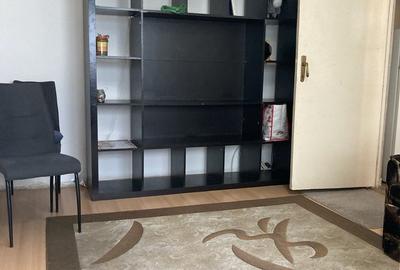 Apartament cu 3 camere semidecomandat în Mănăștur