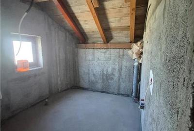 Casa Individuala - intabulata - la gri - zona foarte buna - 22