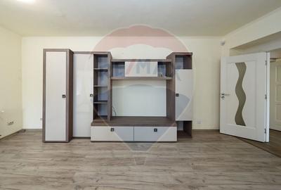 Apartament cu 4 camere de închiriat în zona Centrul Civic - 3