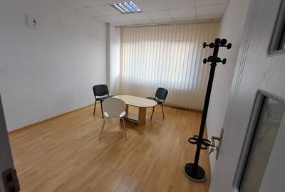Vânzare  birou  la parter 45 mp,  zona reprezentanței Toyota - 1