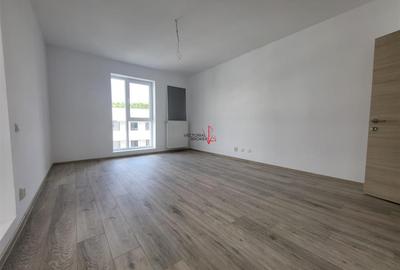 Apartament cu 3 camere decomandat în Theodor Pallady