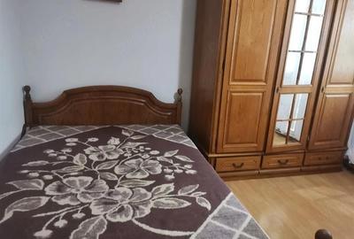 Apartament cu 3 camere decomandat în Fălticeni