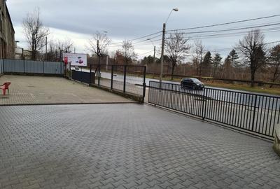 Spatiu stradal de vanzare - 9