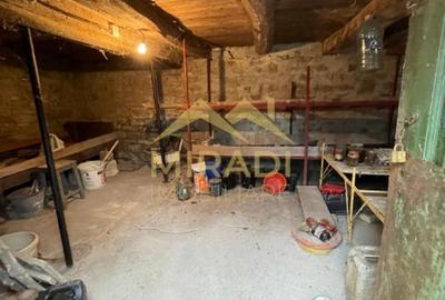 VANZARE CASA  TEREN - 18