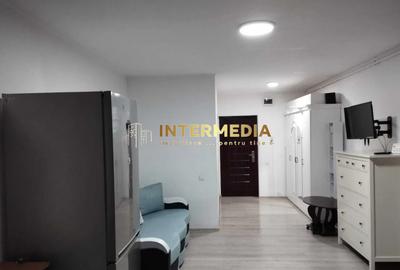Apartament cu 3 camere decomandat, mobilat în Cetate