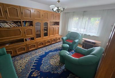 2 camere de vanzare , etajul 1, central Focsani - 9