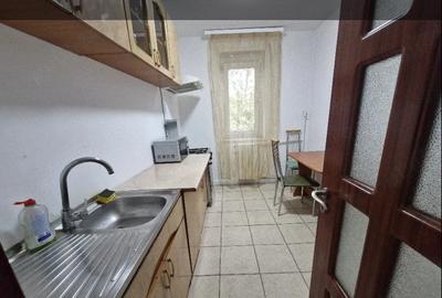 40732   Apartament 2 camere Spital--Tomis 1 - 3