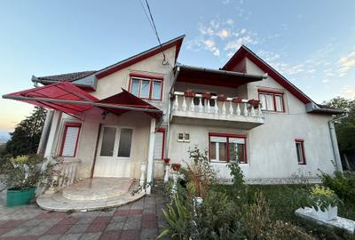 O casă cu suflet, pe un teren cât o poveste întreagă-Deva, zona Vulcan - 2