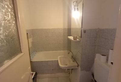 Colentina Sos. Fundeni. Bloc 1979 anvelopat Intrare/vedere față fațā - 6