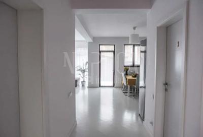 Casa 4 camere de vanzare in Floresti - 2