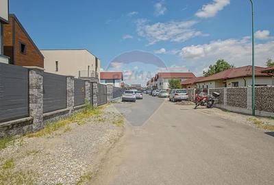 Casă modernă premium de închiriat,4 camere,Curte generoasă,Stupini - 3