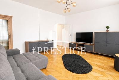 Apartament cu 2 camere decomandat, mobilat în Central