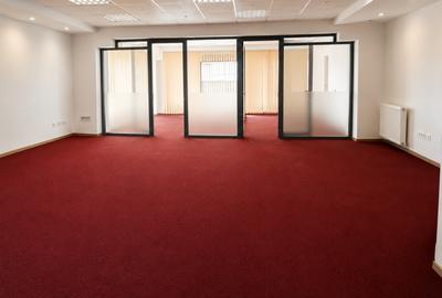 Spatiu birouri in cladire moderna, etaj 3, lift - 1