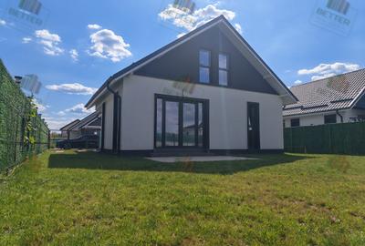 Casă cu 4 camere în Berceni