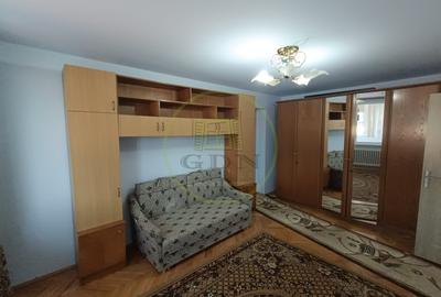 Apartament cu 2 camere decomandat, mobilat în Reghin