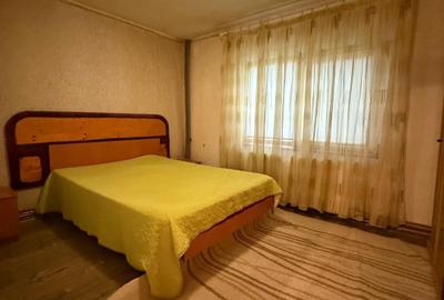 Apartament cu 2 camere semidecomandat, mobilat în 1 Mai