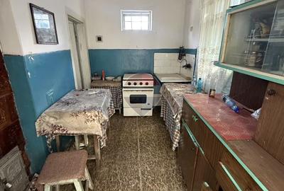 Casă de vânzare cu 6 camere in Câmpulung  - zona Sud - 10