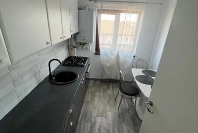 Garsoniera decomandata si mobilata, bloc nou, etaj intermediar - 2