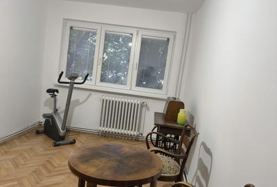 Vanzare apartament cu 4 camere renovat recent,imobil reabilitat termic,lift - 16