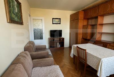 Apartament cu 3 camere decomandat, mobilat în Circumvalațiunii