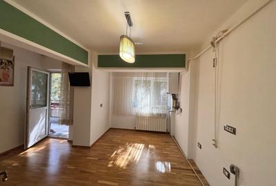 Apartament 3 camere et 1 Calea lui Traian zona Lahovari - 15