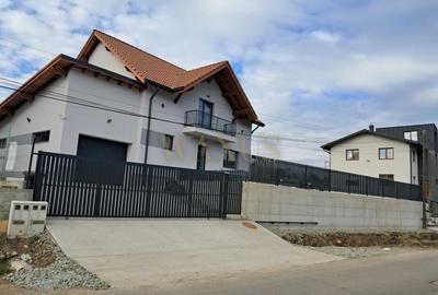 Casă individuală cu 5 camere în Popești